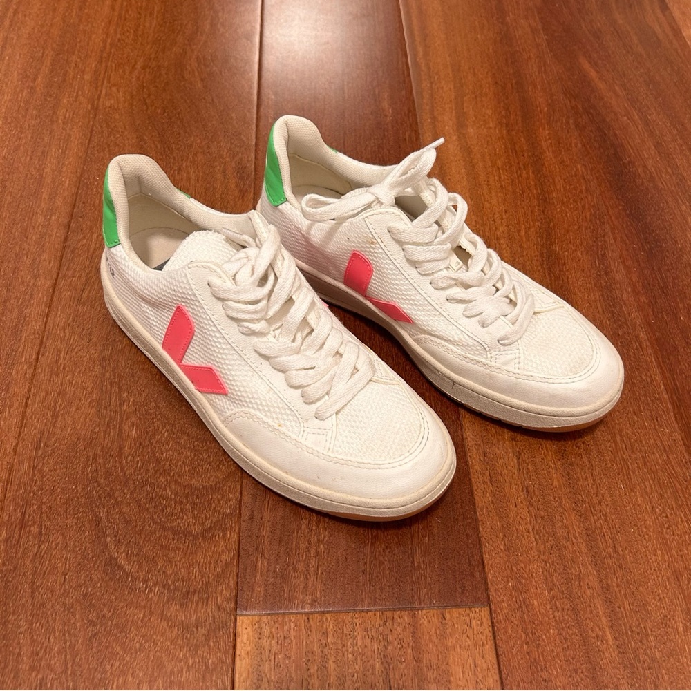 Veja White Sneakers with Pink V Logo and Green Heel Tab